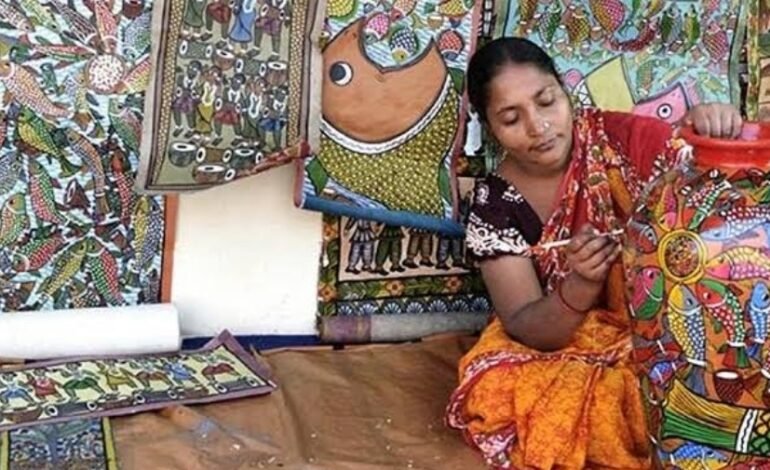 देशाच्या ग्रामीण आणि शहरी भागातील पारंपरिक हस्त-कलाकार आणि कारागिरांना सहाय्य देण्यासाठी पीएम विश्वकर्मा योजनेला केंद्रीय मंत्रिमंडळाची मंजुरी