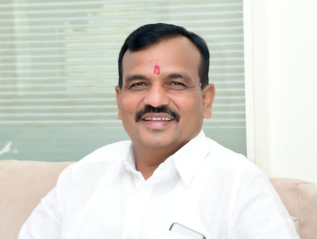 अशैक्षणिक कामे व दप्तर दिरंगाई विरोधात जिल्हाधिकारी कार्यालयावर आक्रोश मोर्चा – बलवंत  पाटील