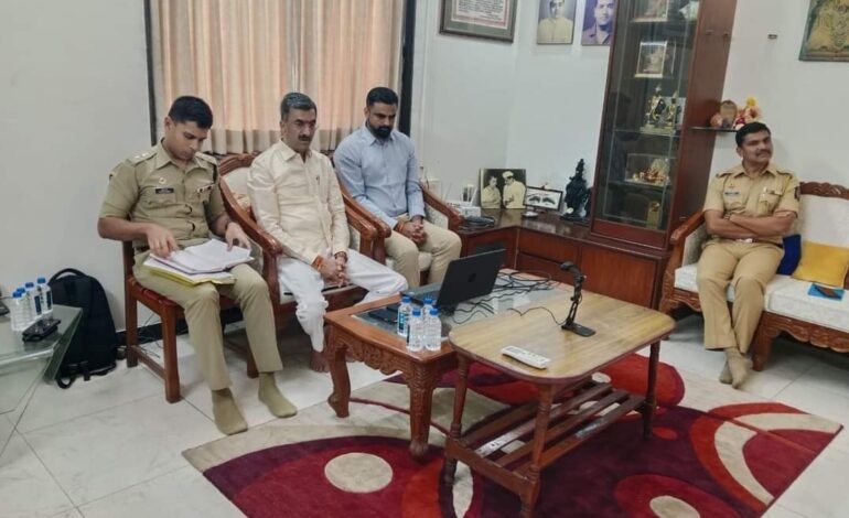 गणेशोत्सव उत्साहात आणि शांततेत पार पाडण्यासाठी यंत्रणांनी समन्वय ठेवावा – पालकमंत्री शंभूराज देसाई