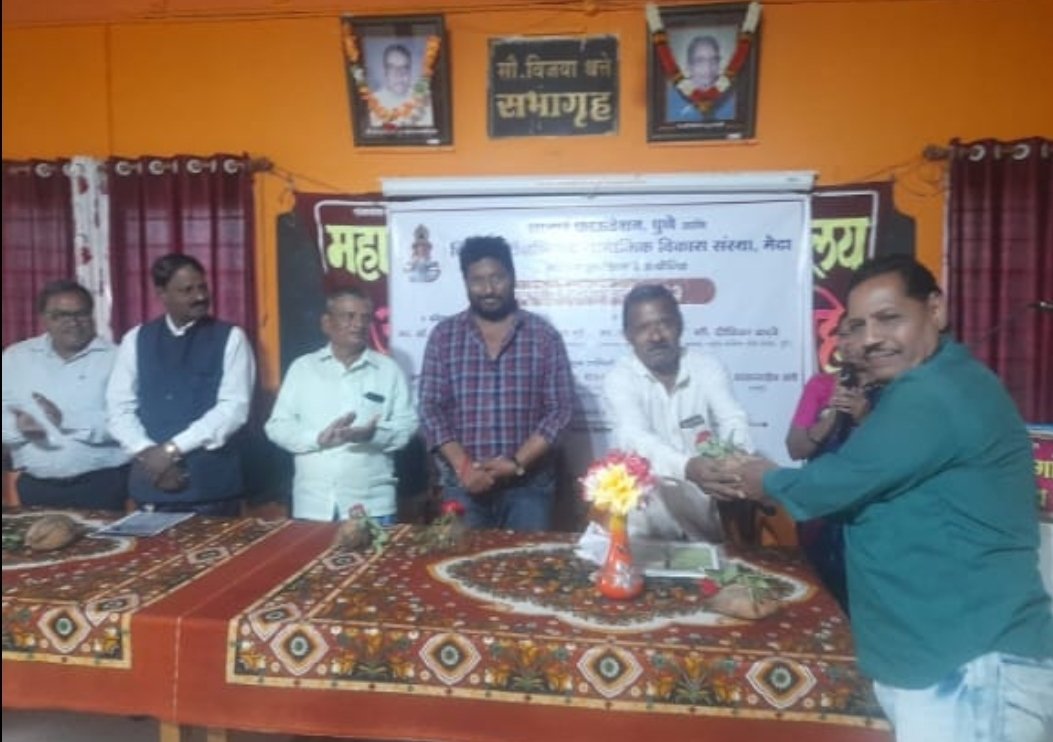 पावसाच्या सरींसोबत वेण्णाकाठी शब्दफुलांचा वर्षाव