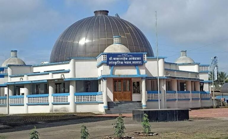 तृतीयपंथीयांच्या समस्या व तक्रारींचे निवारणासाठी हेल्पलाईन कक्षाची स्थापना