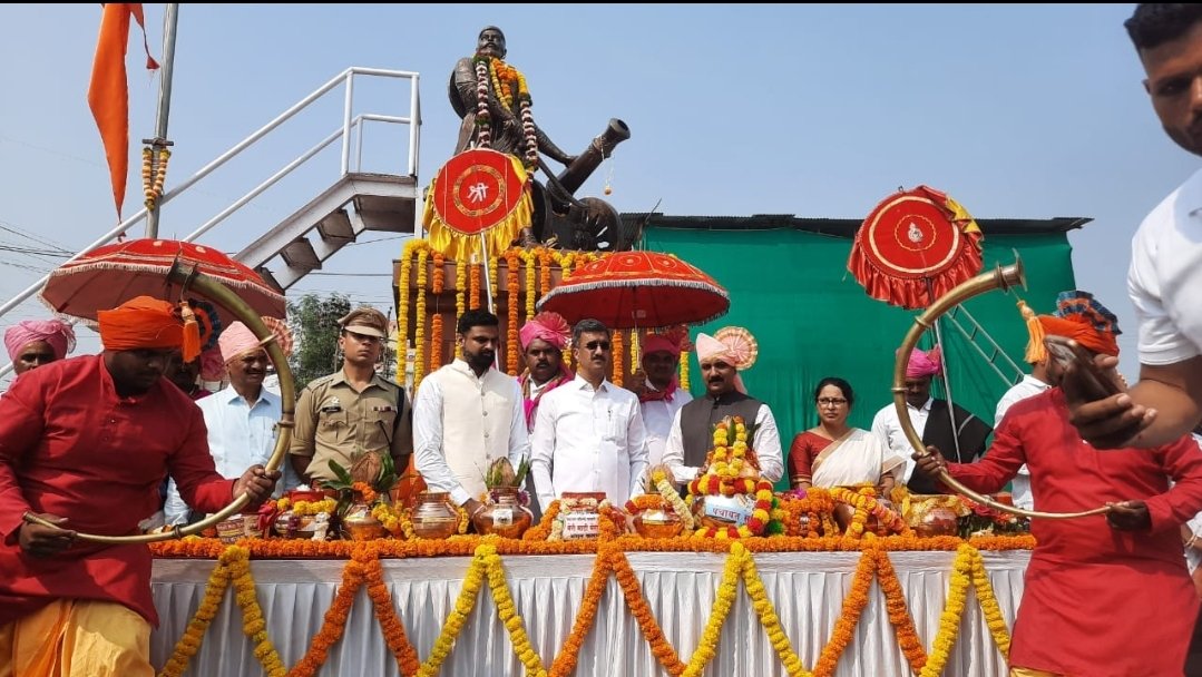 माझी माती – माझा देश अंतर्गत ‘अमृत कलश यात्रा’  प्रधानमंत्री नरेंद्र मोदी यांच्या संकल्पनेतून संपूर्ण देश एकत्र करण्याचे काम – पालकमंत्री शंभूराज देसाई