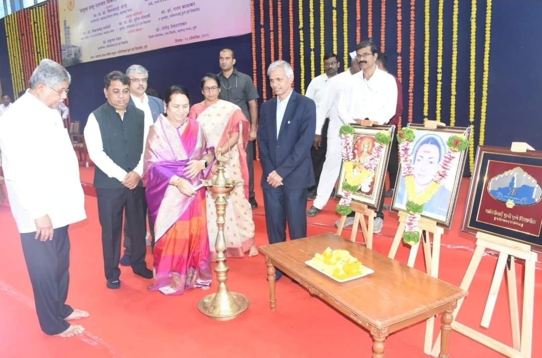 सावित्रीबाई फुले पुणे विद्यापीठ येथे महिला सक्षमीकरण परिषदेचे उद्घाटन