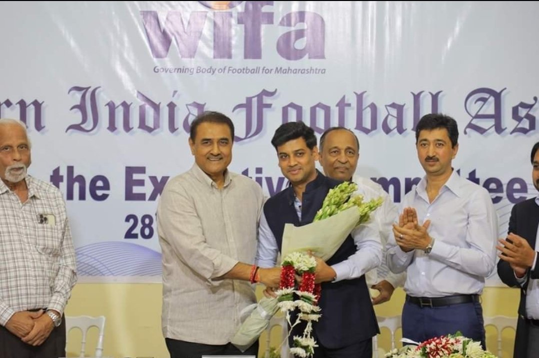 डॉ.श्रीकांत शिंदे यांची वेस्टर्न इंडिया फुटबॉल असोसिएशनच्या उपाध्यक्षपदी निवड !