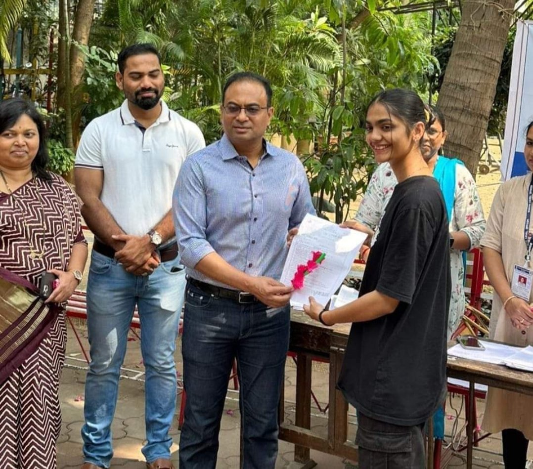 मतदार नोंदणीकरिता आयोजित विशेष शिबिरांना नागरिकांचा प्रतिसाद