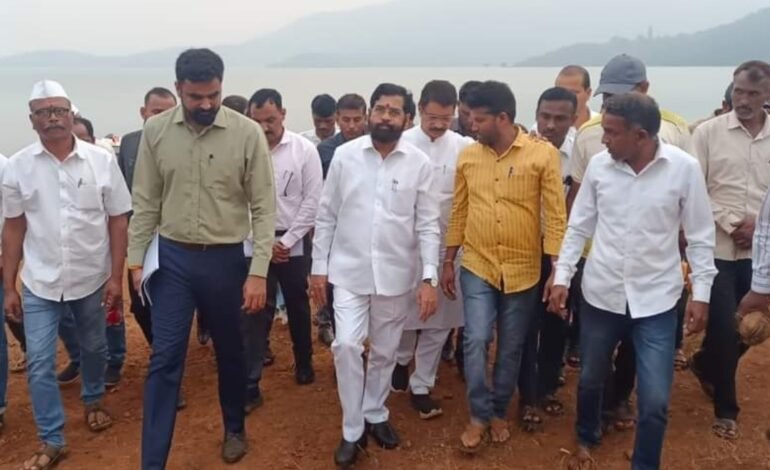 मुनावळे येथील पर्यटन स्थळाच्या जागेची मुख्यमंत्री एकनाथ शिंदे यांच्याकडून पाहणी