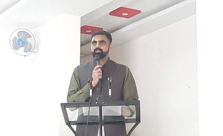 सेंद्रीय शेतीविषयी एक दिवशीय कार्यशाळा संपन्न, शेतकऱ्यांनी सेंद्रीय शेतीकडे वळावे – जिल्हाधिकारी जितेंद्र डुडी