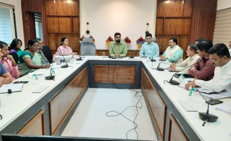 शैक्षणिक क्रांतीसाठी माझी शाळा आदर्श शाळा उपक्रम महत्वाचा – जिल्हाधिकारी जितेंद्र डुडी