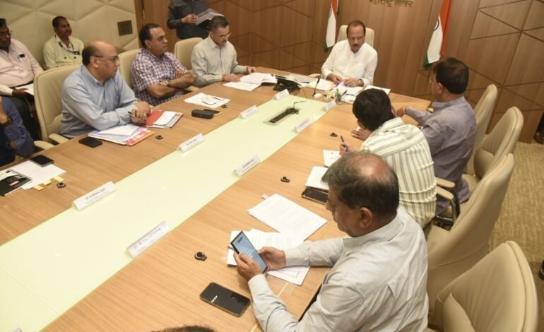 तीर्थक्षेत्रांच्या ठिकाणी अत्याधुनिक बसस्थानकावर  रॅम्पची सुविधा असलेले वाहनतळ उभारावे – उपमुख्यमंत्री अजित पवार यांचे निर्देश