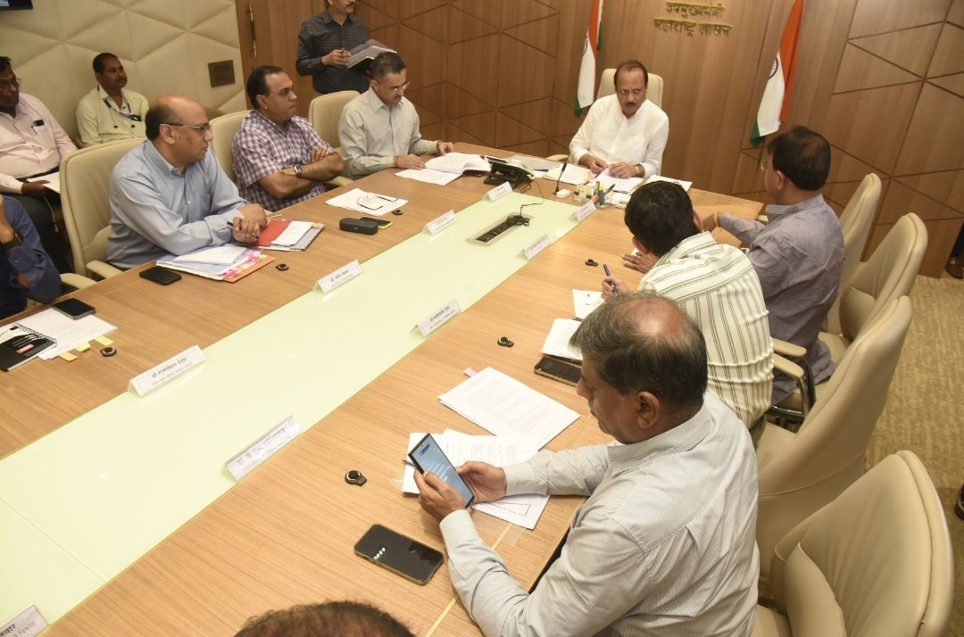 तीर्थक्षेत्रांच्या ठिकाणी अत्याधुनिक बसस्थानकावर  रॅम्पची सुविधा असलेले वाहनतळ उभारावे – उपमुख्यमंत्री अजित पवार यांचे निर्देश