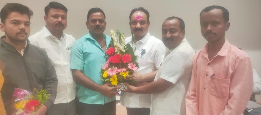 मराठा आरक्षण निर्णयाच्या योगदानाबद्दल आ. मकरंद पाटील यांचा सत्कार