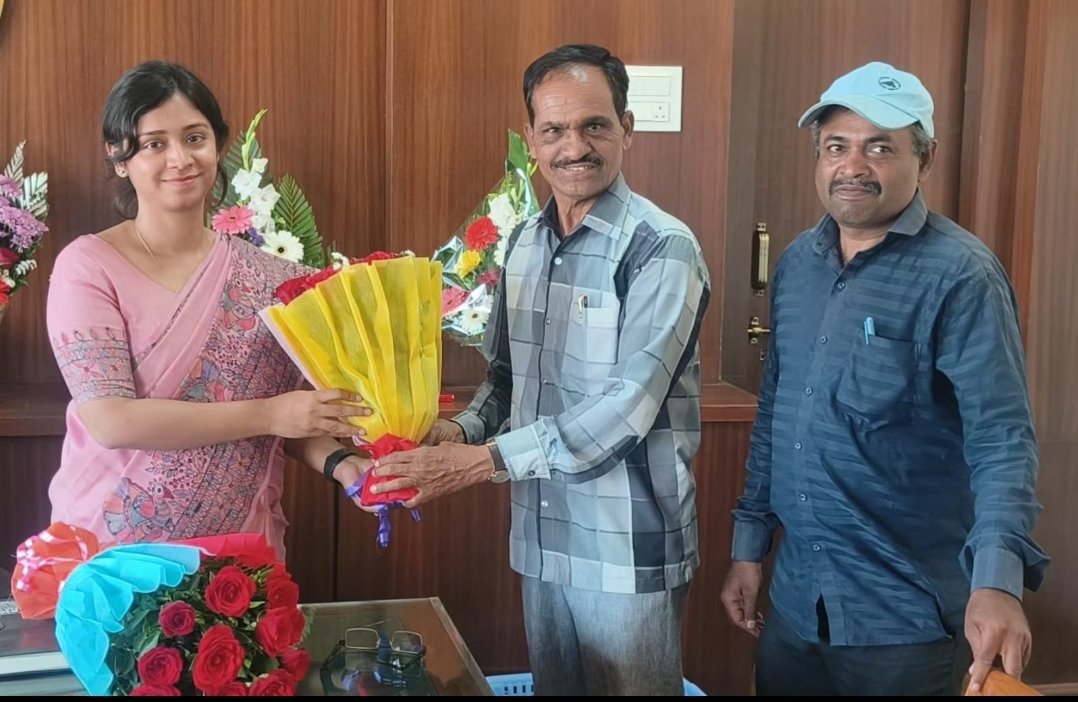 सातारा जिल्हा परिषद सी. ई. ओ. श्रीमती याशीनी नागराजन यांचे पत्रकारांनी केले स्वागत.