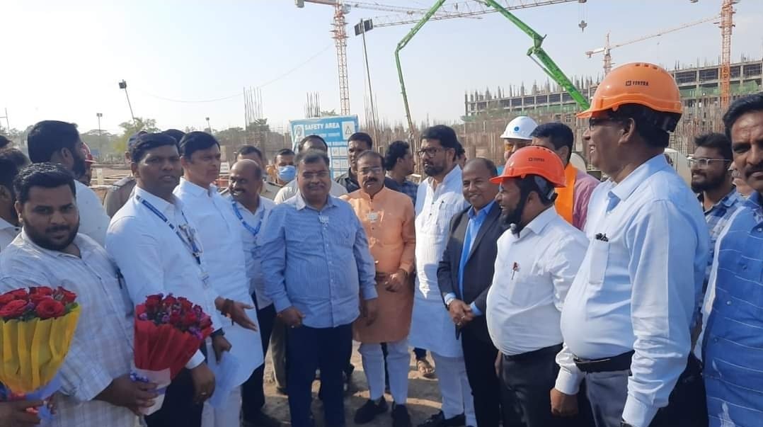 वाहतुकीचे नियम काटेकोरपणे पाळून अपघात टाळा – सार्वजनिक बांधकाम मंत्री रवींद्र चव्हाण