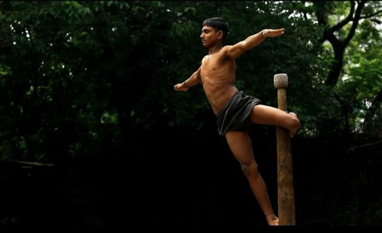 गुवाहाटी येथील खेलो इंडिया विद्यापीठ क्रीडा स्पर्धेमध्ये सोहेल हुसेन शेखने मुंबई विद्यापीठाला पुरुष सांघिक सुवर्ण पदक दिले जिंकून