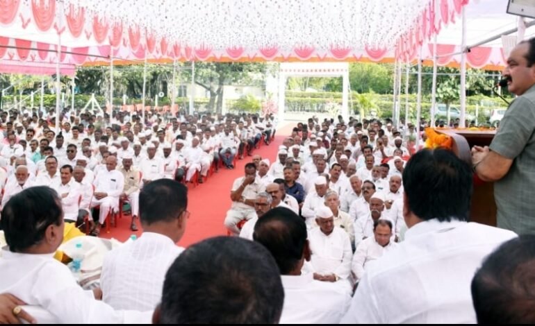 मोठ्या माणसांचे विचार मोठे असतात त्यामुळेच ती मोठी होतात रवींद्र येवले ; लक्ष्मणरावतात्यांची जयंती ‘किसन वीर’वर साजरी