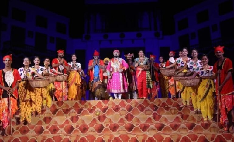 शिवगर्जना महानाट्याला दुसऱ्या दिवशीही शिवप्रेमींची अलोट गर्दी