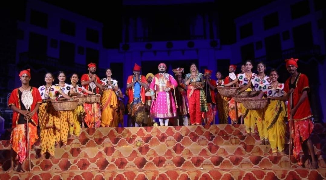 शिवगर्जना महानाट्याला दुसऱ्या दिवशीही शिवप्रेमींची अलोट गर्दी