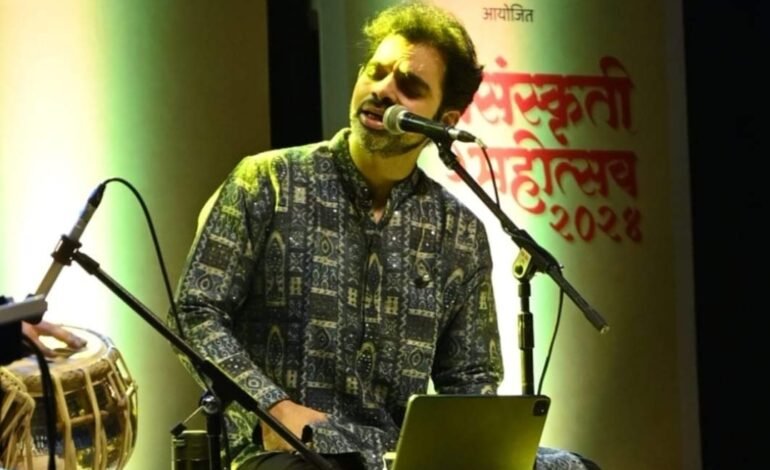 महासंस्कृती महोत्सवात राहुल देशपांडे यांनी गायलेल्या अभंगांनी श्रोते भक्तीरसात दंग