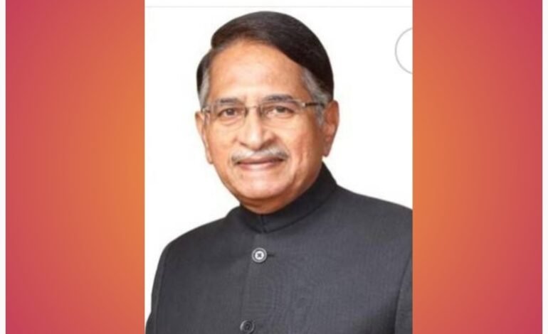 पुढारीचे संपादक पद्मश्री डॉ. प्रतापसिंह जाधव यांना प्राचार्य रा. कृ. कणबरकर पुरस्कार