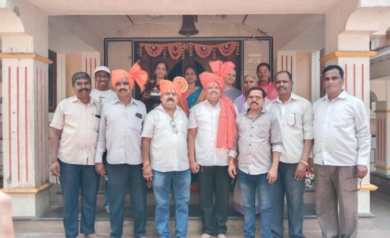 पांडेवाडीच्या उपसरपंच पदी सुभाष चव्हाण यांची बिनविरोध निवड.