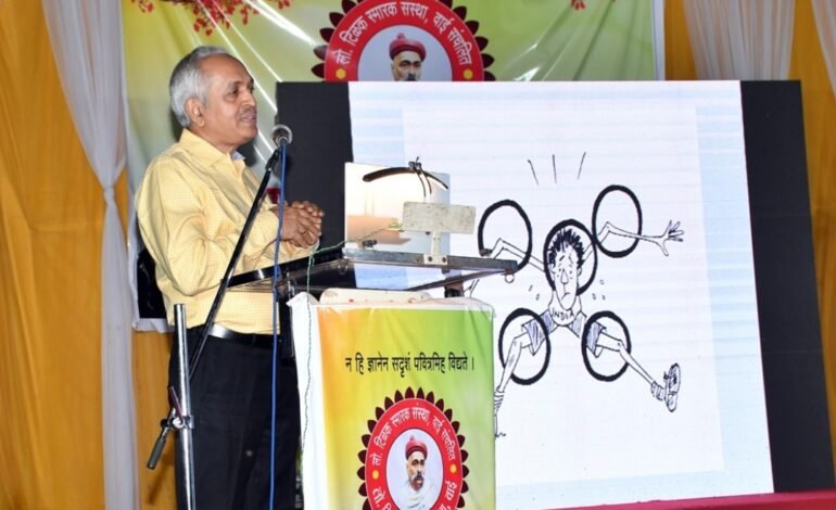 व्यंगचित्र म्हणजे चित्रकला आणि विनोदबुद्धी या दोन कलांचा संगम – प्रसिद्ध मराठी व्यंगचित्रकार श्री. प्रशांत कुलकर्णी