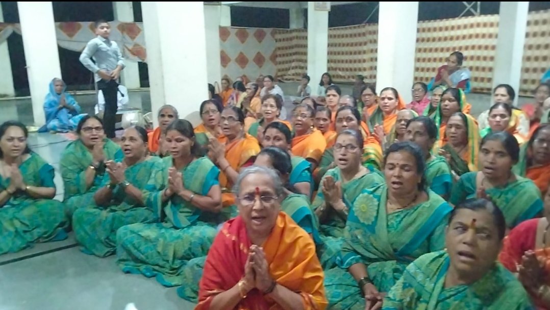 सद्गुरूंच्या प्रकुर्ती स्वास्थ्यासाठी भुईंज येथे आचार्य भ्रूगूऋषि आश्रमात तीन दिवसीय पारायण.