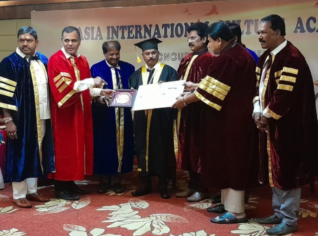आशिया इंटरनॅशनल कल्चर रिसर्च युनिव्हर्सिटीच्या वतीने खंडाळा येथील श्री राजेश महादेव जाधव यांचा ऑनररी डॉक्टरेट अवॉर्डने सन्मान
