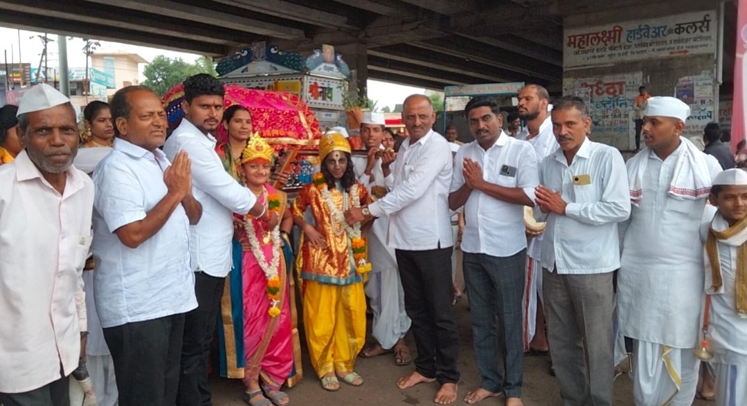 भुईंज येथे आषाढी एकादशीच्या पुर्व संध्येला भव्य दिंडी सोहळ्याचे आयोजन