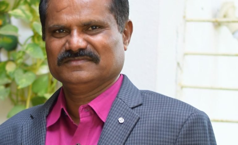 दुबई येथे होणाऱ्या पहिल्या विश्व मुक्त सृजन मराठी साहित्य संमेलनाच्या स्वागताध्यक्ष पदी उद्योजक डॉ.डी.एस.काटे यांची निवड