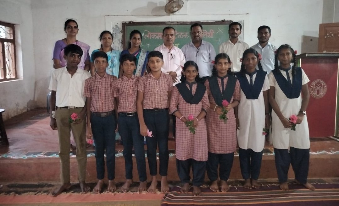 दि मॉडेल इंग्लिश स्कुल सैतवडे येथे वक्तृत्व स्पर्धा उत्साहात संपन्न