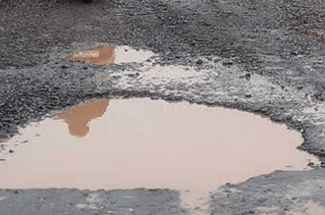 महामार्गावरील खड्डे व अन्य तक्रारींच्या अनुषंगाने पालकमंत्री शंभूराज देसाई घेणार सोमवारी बैठक