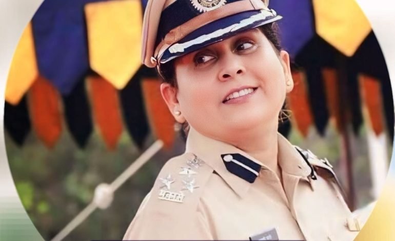 रक्षाबंधन सणानिमित्त सातारा कारागृहात महिला बंदयांनी तयार केल्या राख्या