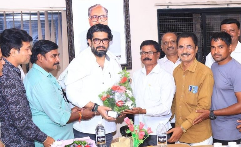 भुईंज विभागातील ऊस उत्पादक शेतकऱ्यांनी आपला जास्तीत जास्त ऊस प्रतापगड साखर कारखान्याकडे गळीतास पाठवावा