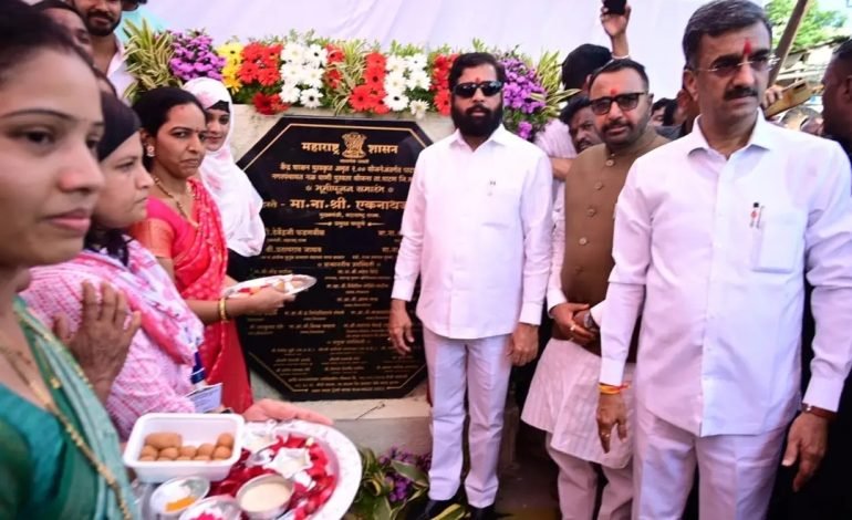 पाटण येथील नळ पाणी पुरवठा योजनेचे भूमिपूजन व मल्हारपेठ येथील ग्रामसचिवलयाचे लोकार्पण मुख्यमंत्री एकनाथ शिंदे यांच्या हस्ते संपन्न