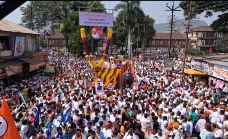 आ. छ. शिवेंद्रसिंहराजे भोसले यांनी सातारा जावली विधानसभा शक्तिप्रदर्शनाने उमेदवारी अर्ज दाखल.