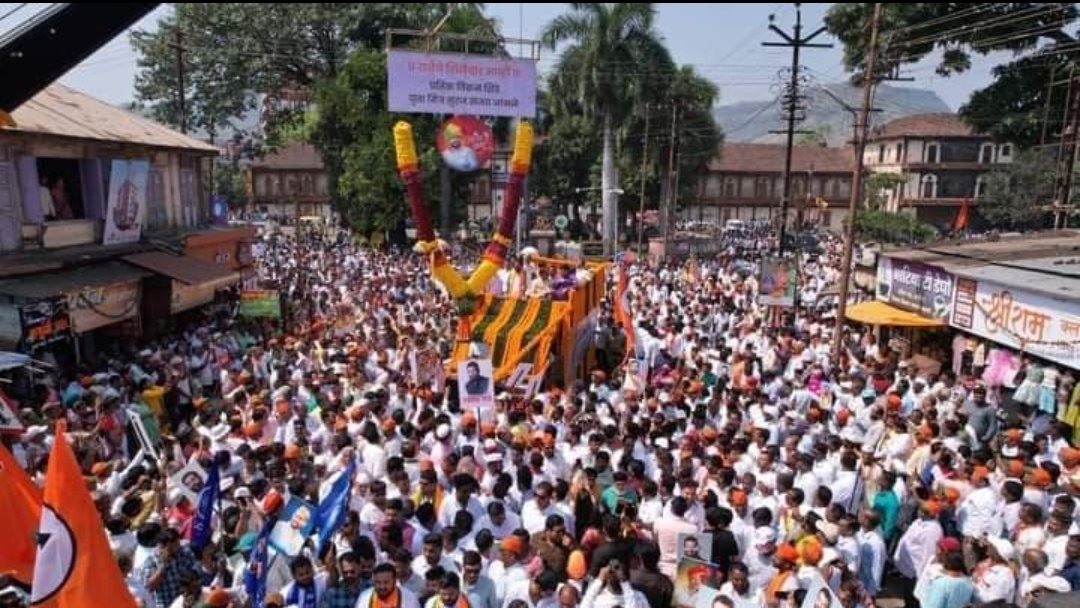 आ. छ. शिवेंद्रसिंहराजे भोसले यांनी सातारा जावली विधानसभा शक्तिप्रदर्शनाने उमेदवारी अर्ज दाखल.