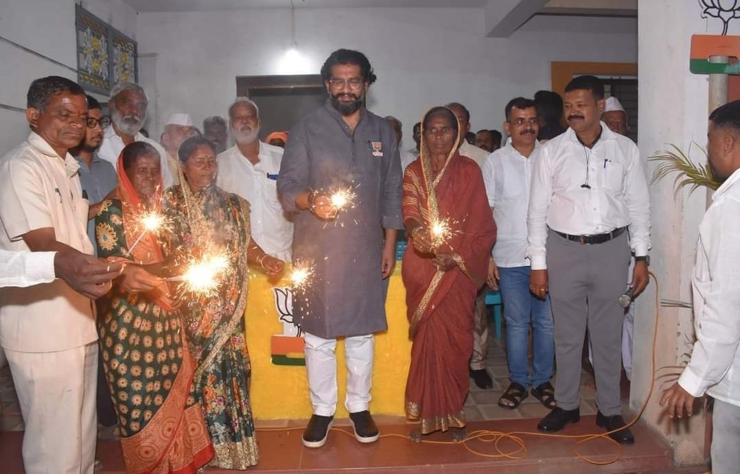 शिवेंद्रसिंहराजेंनी सर्व धर्मियांसोबत साजरी केली दिवाळी