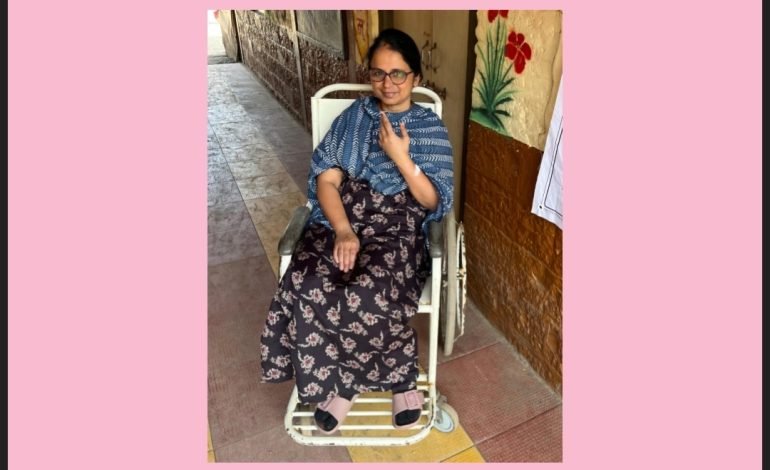 रुग्णालयातून डायरेक्ट मतदान केंद्रावर