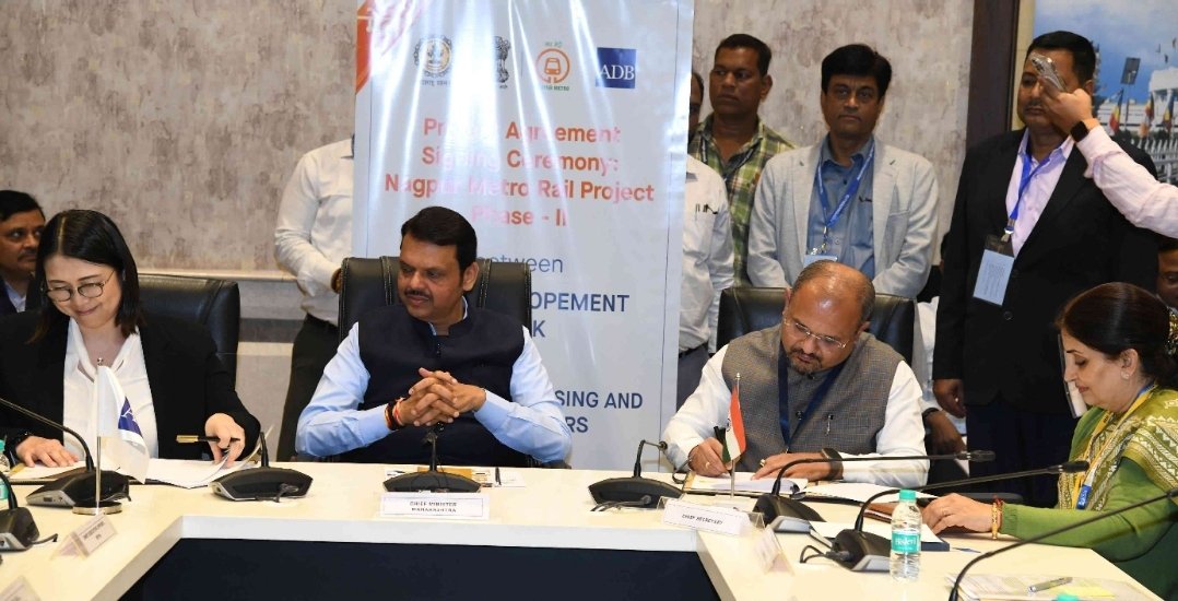 महाराष्ट्र गोसेवा आयोगाच्या नवीन संकेतस्थळाचे  मुख्यमंत्री देवेंद्र फडणवीस यांच्या हस्ते अनावरण