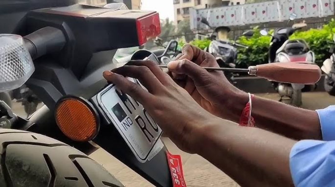 दुचाकी वाहनासाठी एमएच-11 डीटी मालिका सुरु*  *शासकीय फी भरुन आकर्षक क्रमांक आरक्षित करा