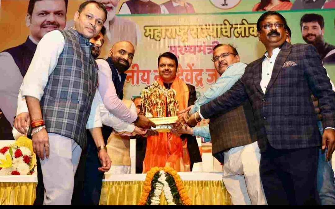 दिल्लीतील मराठी साहित्य संमेलनाला सर्वतोपरी पाठबळ  – मुख्यमंत्री देवेंद्र फडणवीस  साहित्य संमेलनाच्या कार्यालयाचे उद्घाटन