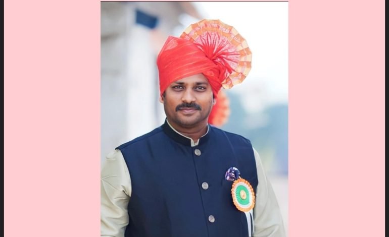 पत्रकार दत्ता घाडगेंचा शनिवारी कराडमध्ये आदर्श पत्रकार पुरस्काराने सन्मान होणार