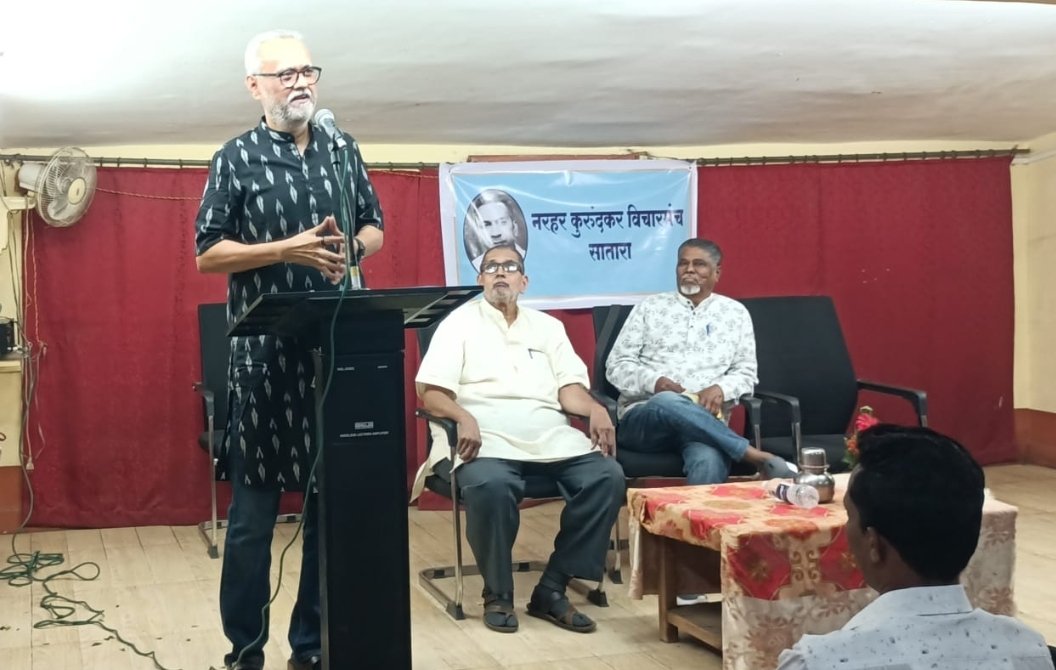 समाजात वैचारिक प्रगल्भता येण्यासाठी बुद्धिवंतांचं असणं गरजेचं – लोकसत्ताचे संपादक गिरीश कुबेर