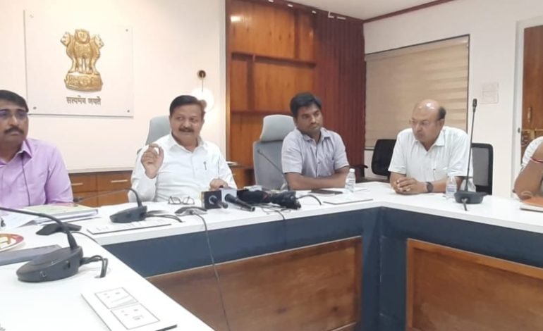 मुख्यमंत्री रोजगार निर्मिती कार्यक्रम योजनेत सातारा जिल्हा राज्यात प्रथम