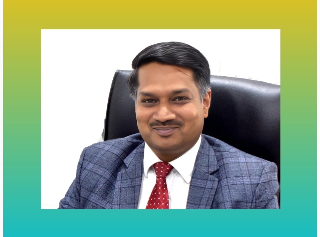 डॉ.विजय कुंभार यांना यशवंतराव चव्हाण आदर्श शिक्षक पुरस्कार जाहीर