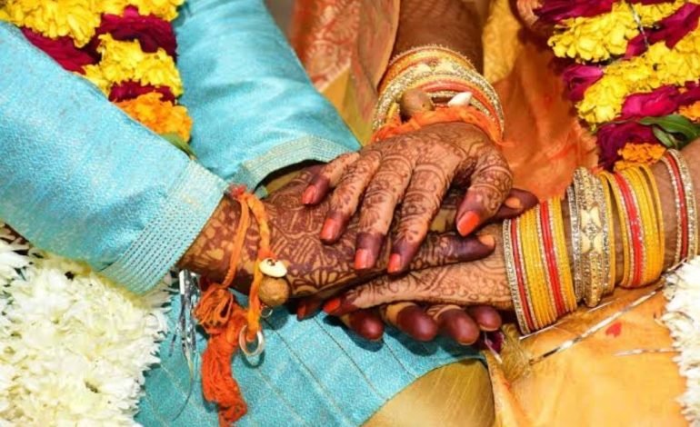 आंतरजातीय विवाहास प्रोत्साहन योजनेंतर्गत  ४२२ दांपत्यांना दोन कोटी ११ लाख रुपयांचे प्रोत्साहनपर अनुदान वाटप