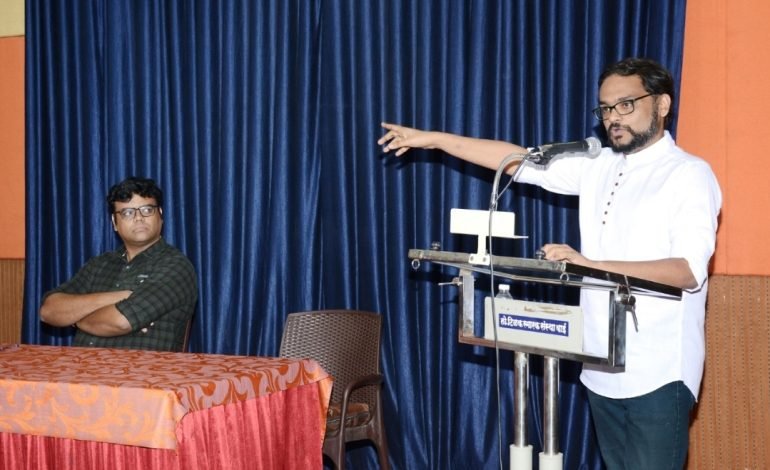 किकलीतील वीरगळ साताऱ्यातील वीरांच्या परंपरेचा पुरावा ; डॉ चैतन्य साठे.