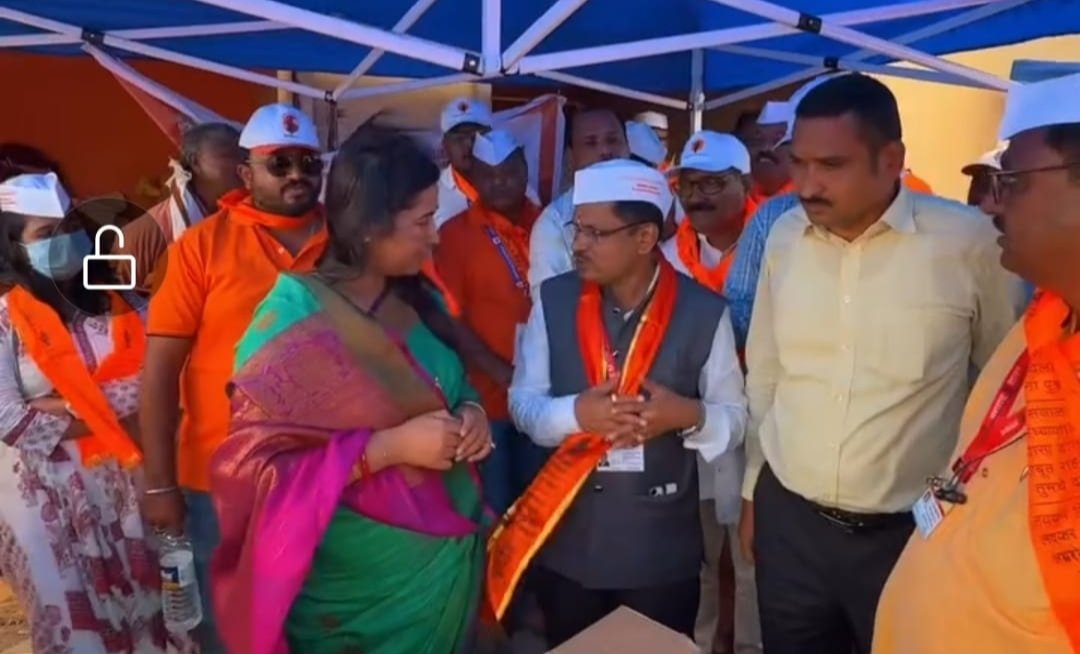 सार्वजनिक आरोग्य राज्यमंत्री मेघना साकोरे-बोर्डीकर यांनी केली संत श्रेष्ठ ज्ञानेश्वर महाराज पालखी सोहळ्यातील आरोग्य सेवेची पाहणी