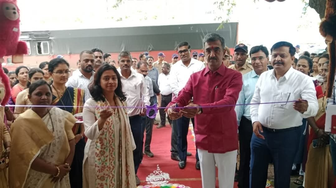 उमेद मार्टचे पालकमंत्री शंभूराज देसाई यांच्या हस्ते उद्घाटन