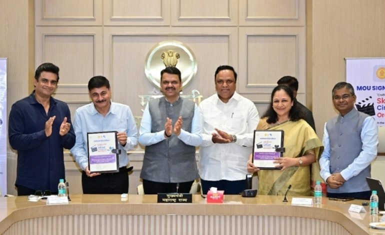 महाराष्ट्रात चित्रपट तसेच माध्यमविषयक प्रशिक्षण विस्तारण्यासाठी एफटीआयआय आणि महाराष्ट्र चित्रपट, रंगमंच आणि सांस्कृतिक विकास महामंडळ यांच्यामध्ये सामंजस्य करार